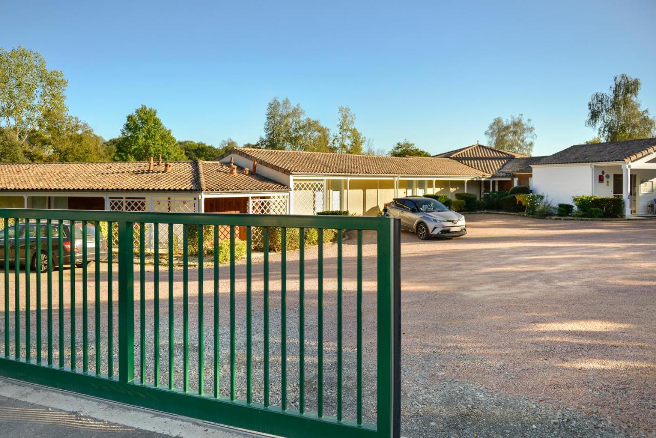 Logis Hotel Val De Vienne Le Vigeant Zewnętrze zdjęcie