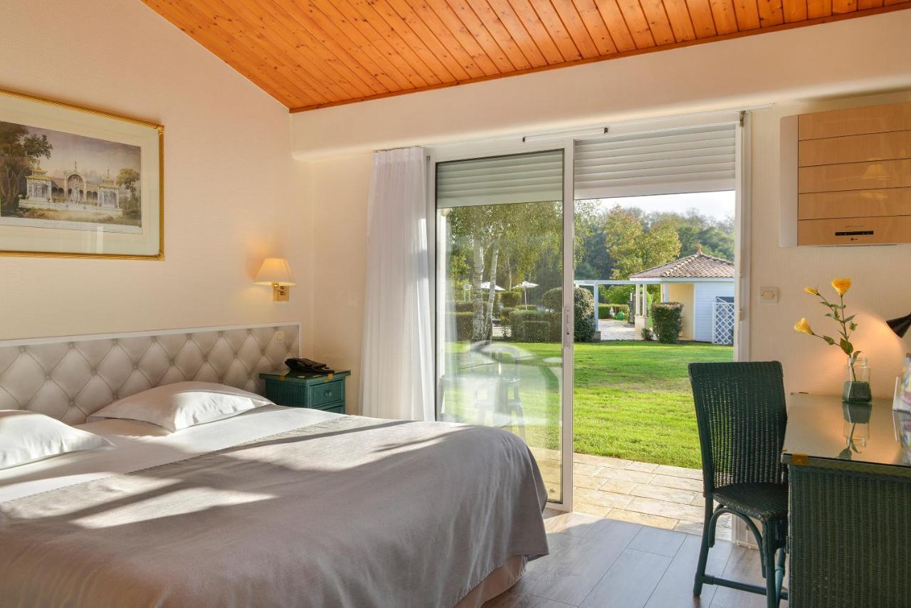Logis Hotel Val De Vienne Le Vigeant Zewnętrze zdjęcie
